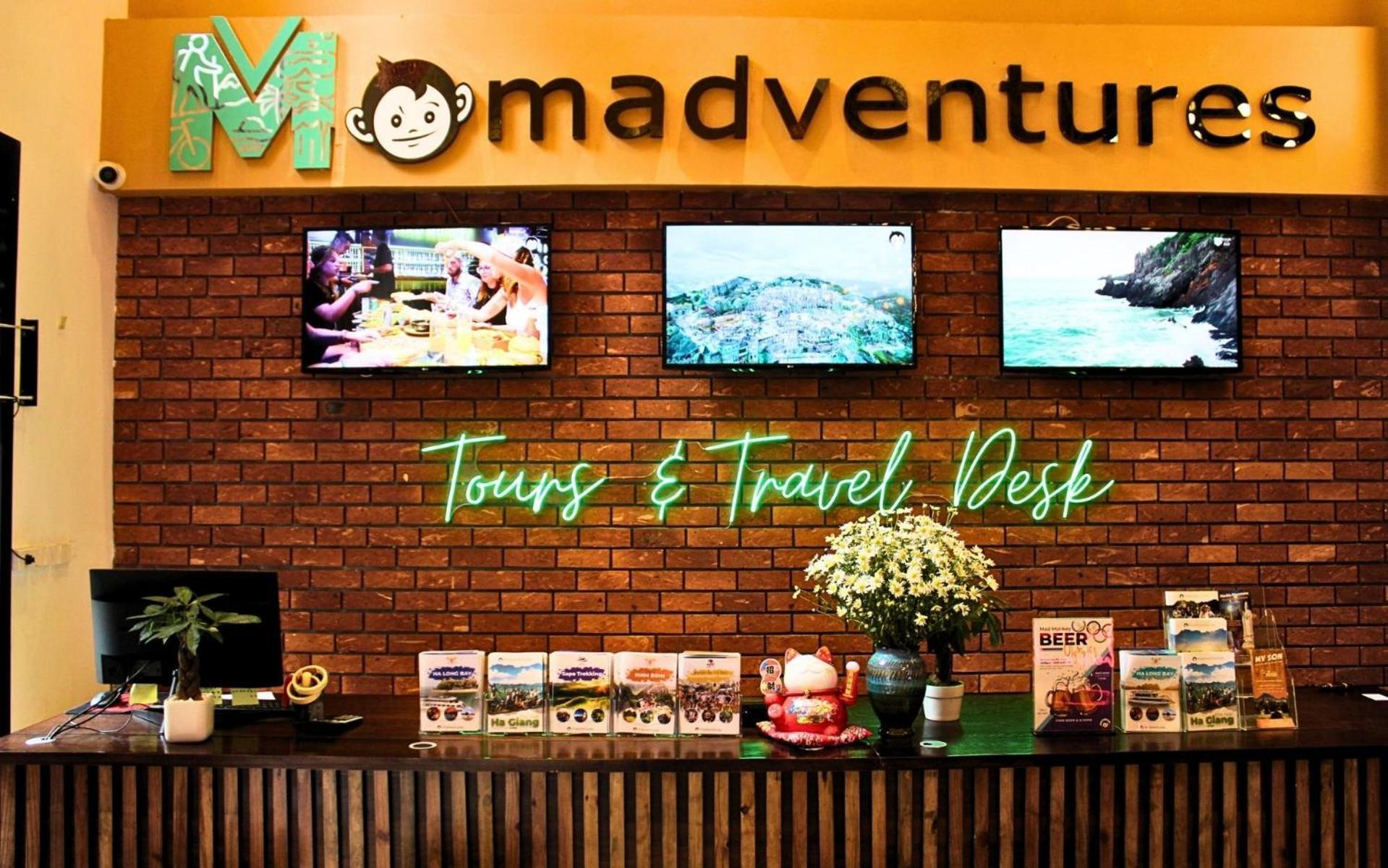 Mad Monkey Hanoi Hostel Hanói Exterior foto